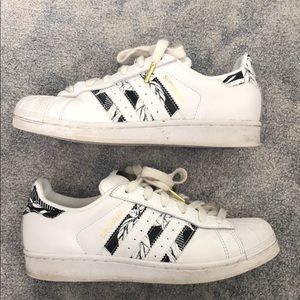 adidas floral superstar sneakers